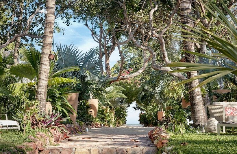 ホテル The Chili Beach Private Resort