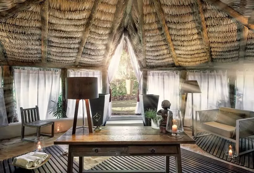 호텔 The Chili Beach Private Resort