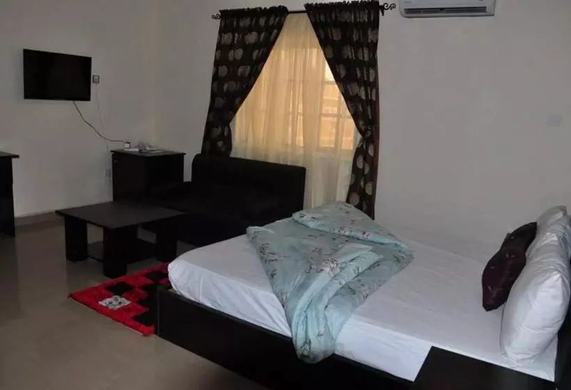 هتل Western Dreams