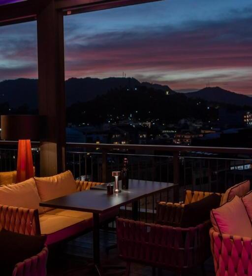 בית מלון כפרי Xyz