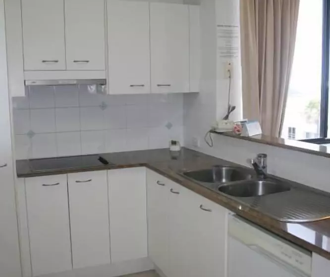 King'S Row Holiday Apartments