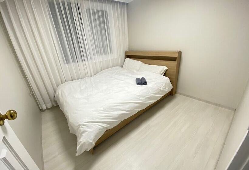 פנסיון High Street Guest House Hongdae   Hostel