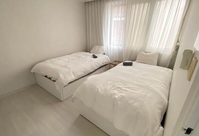 פנסיון High Street Guest House Hongdae   Hostel
