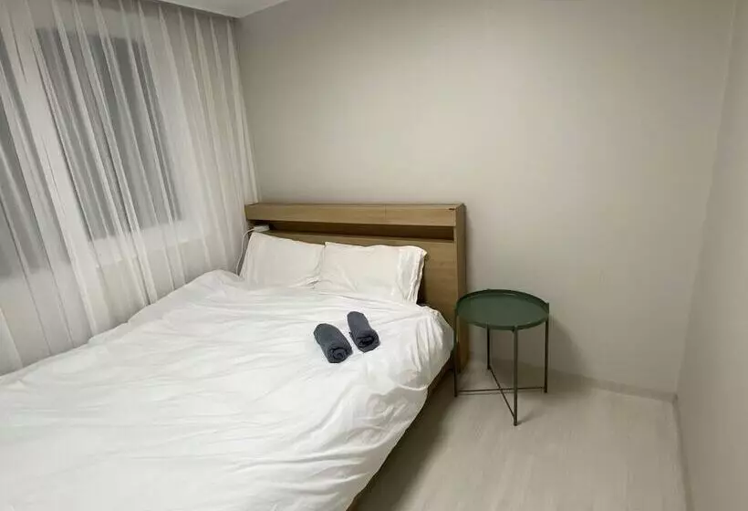 פנסיון High Street Guest House Hongdae   Hostel