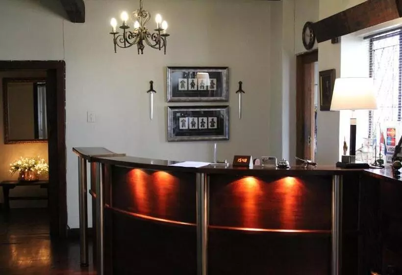 ペンション Lauriston Guesthouse