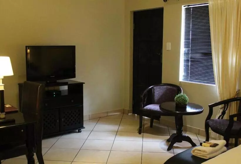 ペンション Lauriston Guesthouse