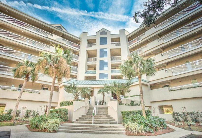 هتل Barrington Arms 208