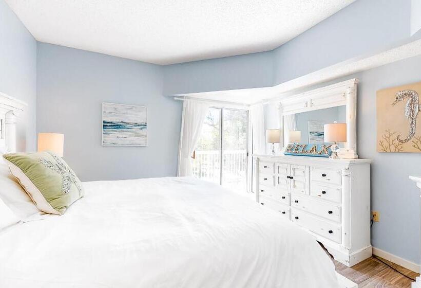 هتل Barrington Arms 208