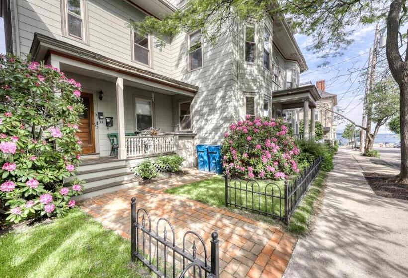 هتل Morning On The Atlantic