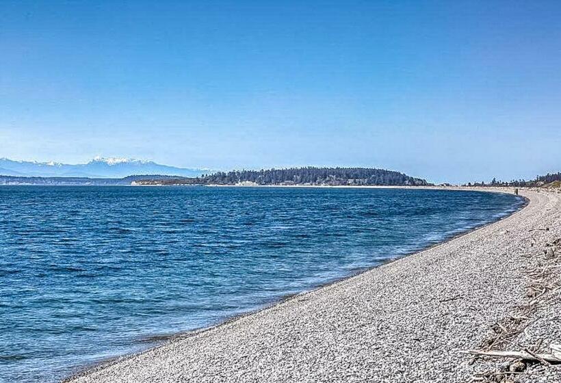 Отель Magical Sunset Retreat