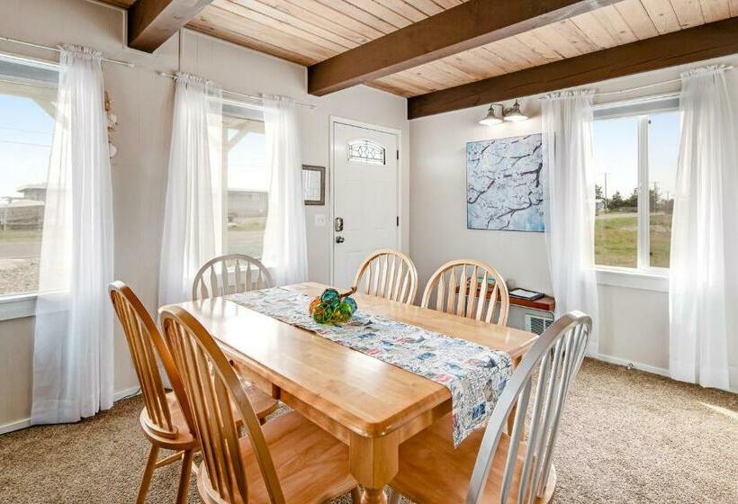 Отель Magical Sunset Retreat