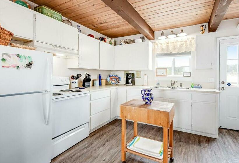 Отель Magical Sunset Retreat