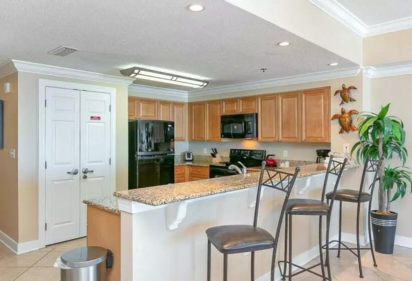 Hotelli Escapes! To The Shores #204