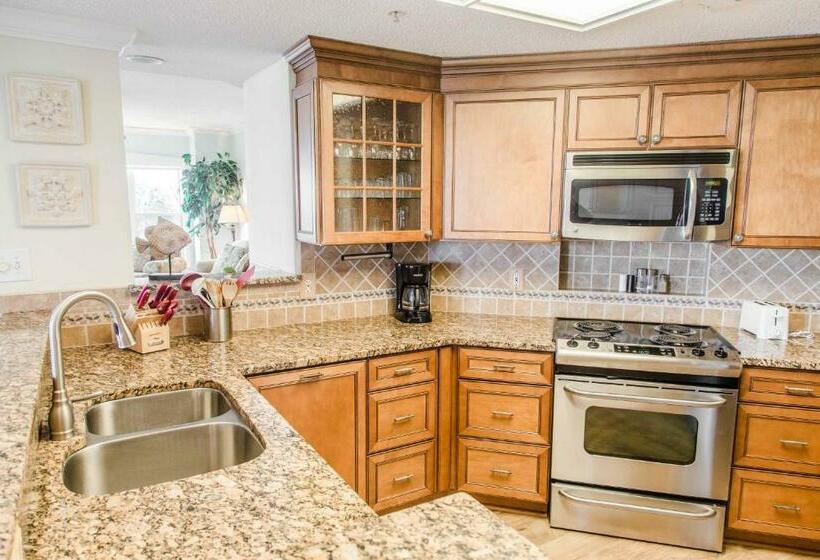 هتل Hampton Place 6209