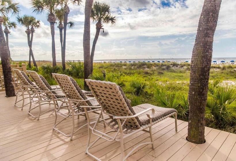 هتل Hampton Place 6209