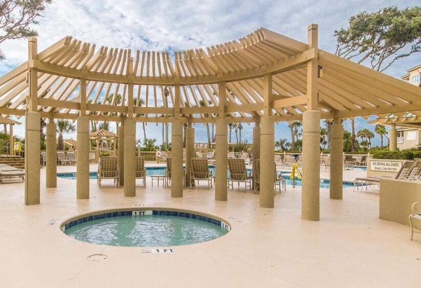 هتل Hampton Place 6209