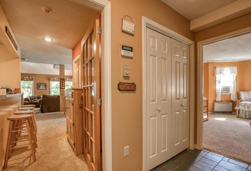 ホテル 38 Kandahar Lane