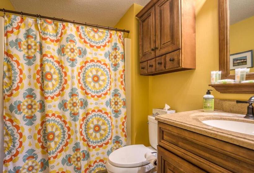 ホテル 38 Kandahar Lane