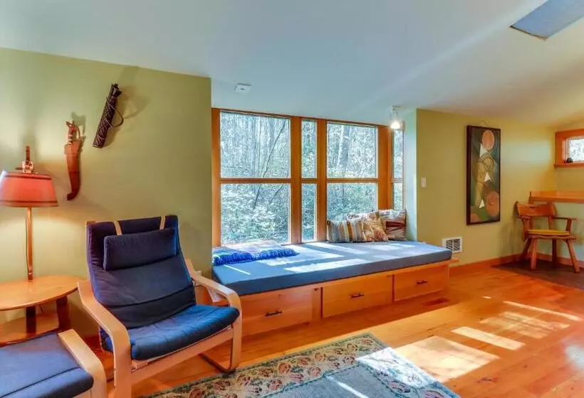 Hotelli Island Artist Studio