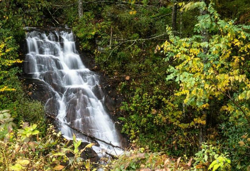 فندق River Arts Retreat