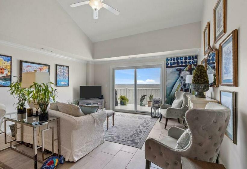 فندق Nautical Club #702