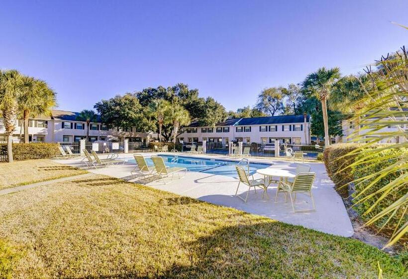 فندق Seas The Day