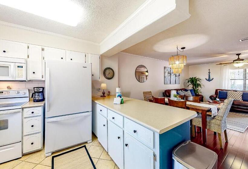 فندق Seas The Day