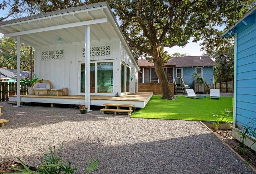 Hotelli The Other Place Cottage C