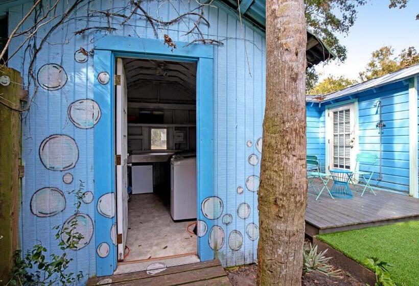 Hotelli The Other Place Cottage C