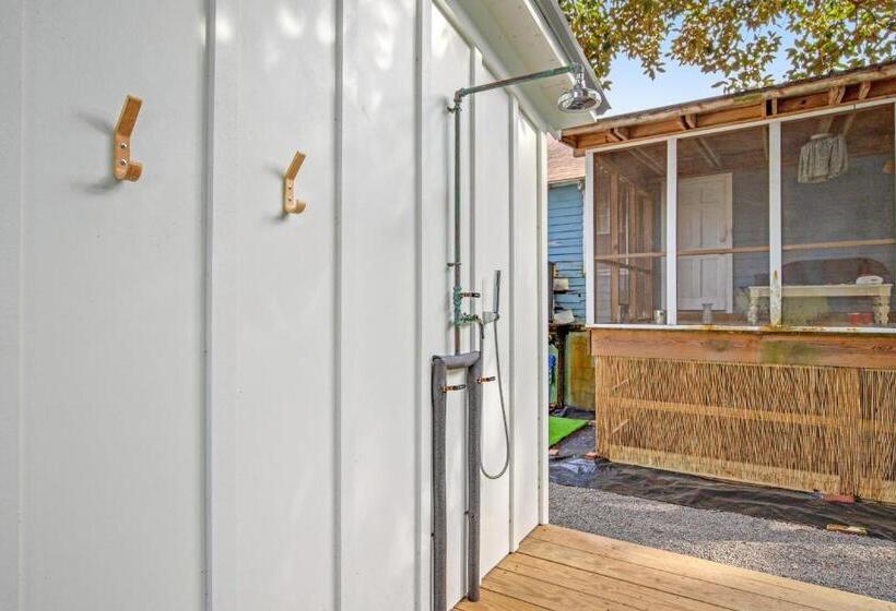 Hotelli The Other Place Cottage C