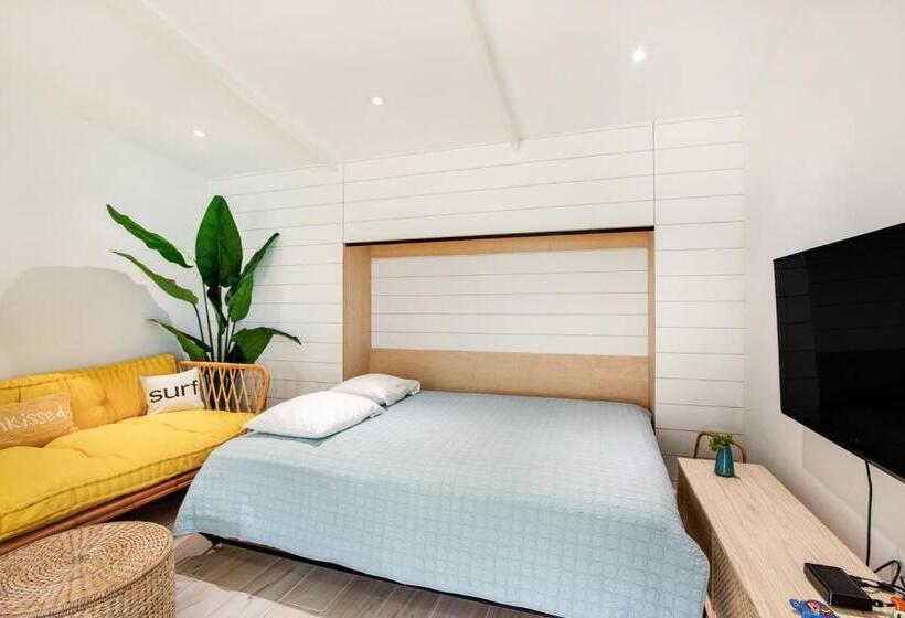 Hotelli The Other Place Cottage C