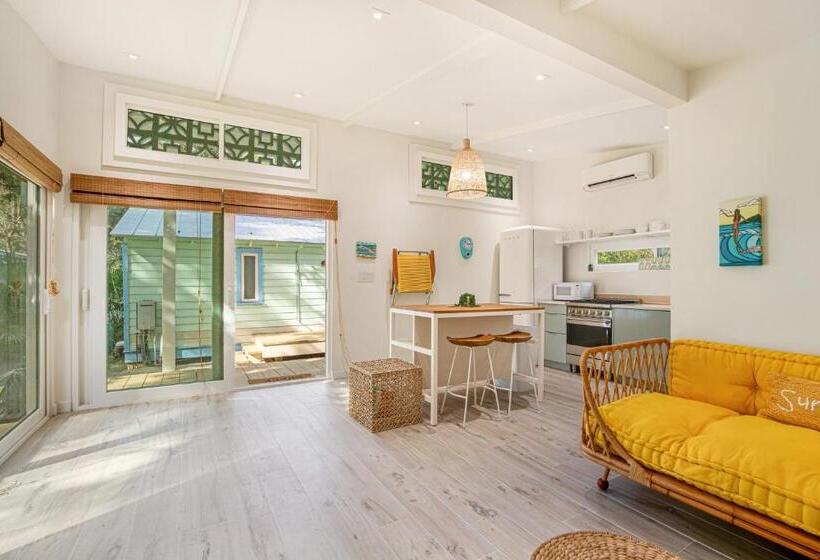 Hotelli The Other Place Cottage C