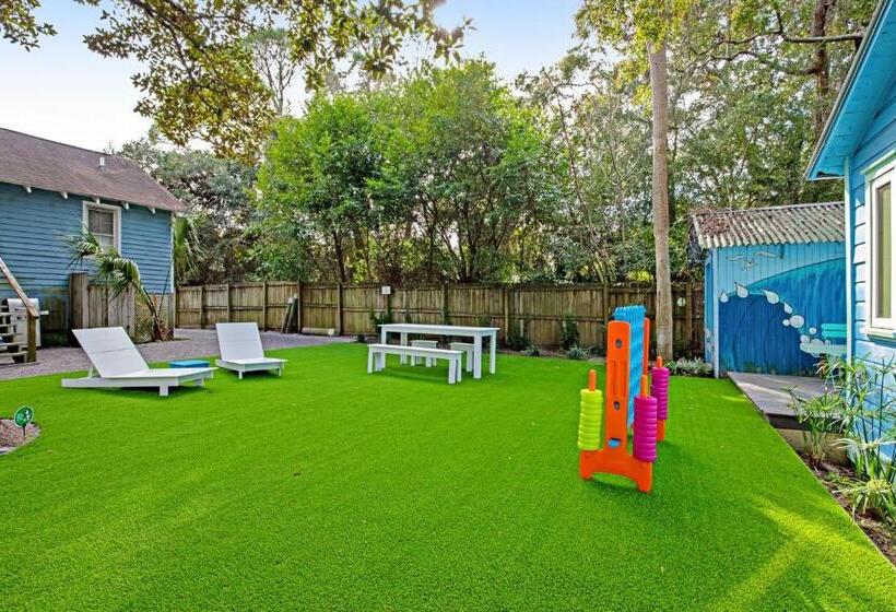 Hotelli The Other Place Cottage C