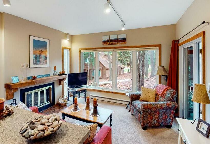 Отель South Village 16