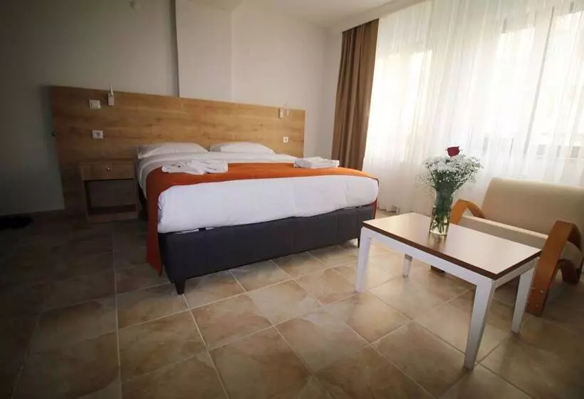 Huriye Ana Butik Otel