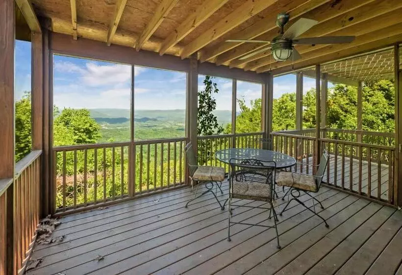 Peach Bluff House