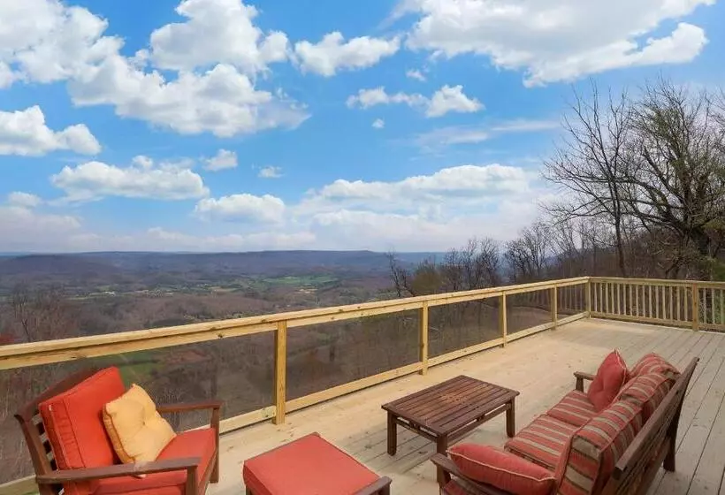 Peach Bluff House