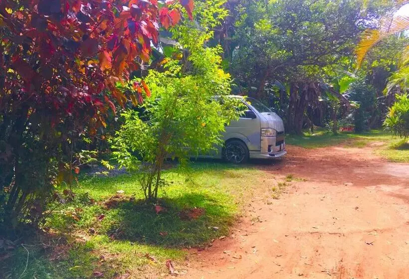 پانسیون Arachchi Guest House
