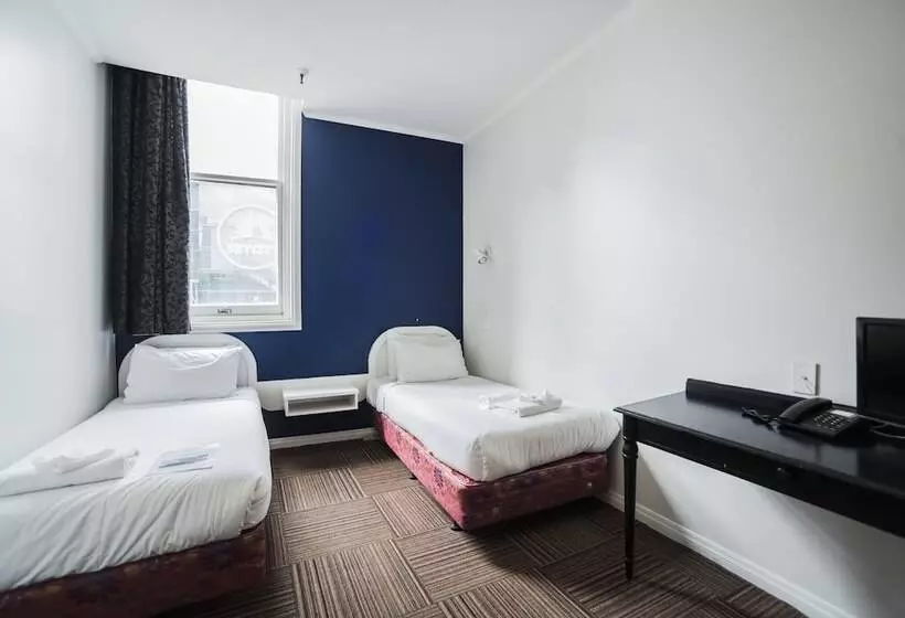 Hotel Albion Of Auckland