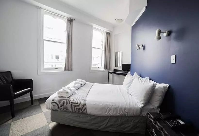 Hotel Albion Of Auckland