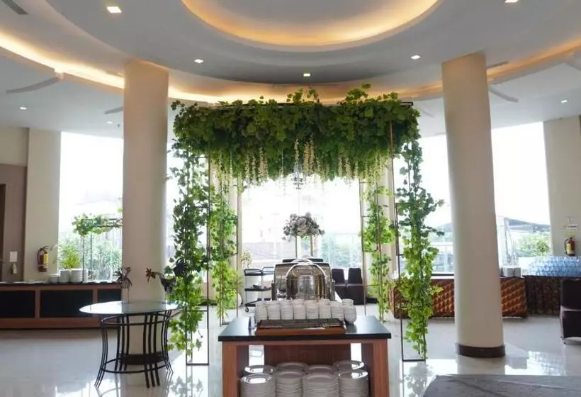 Cavinton Hotel Malioboro Yogyakarta By Tritama Hospitality