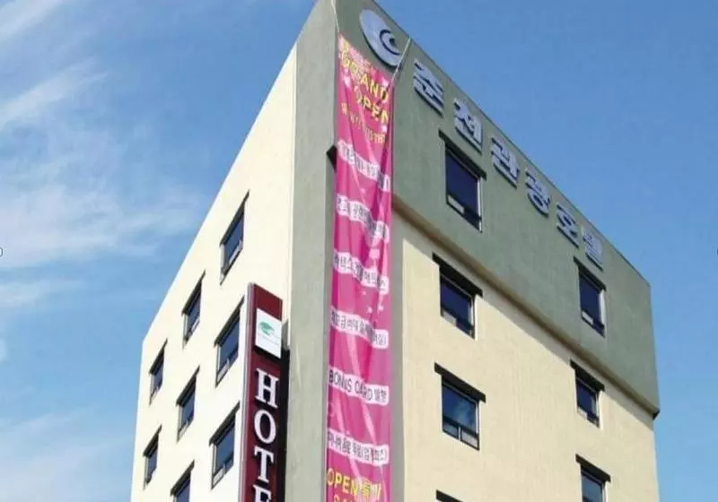 호텔 Chuncheon Tourist