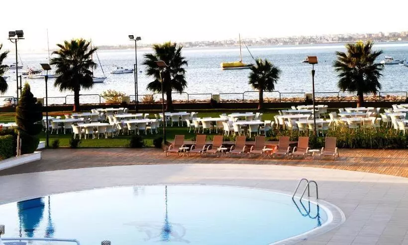 Hotel Hegsagone Marine Asia