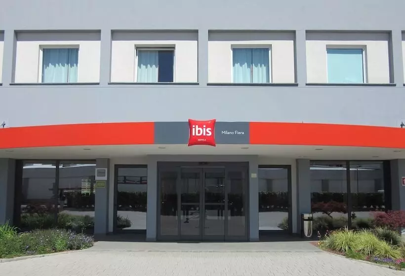 ホテル Ibis Milano Fiera