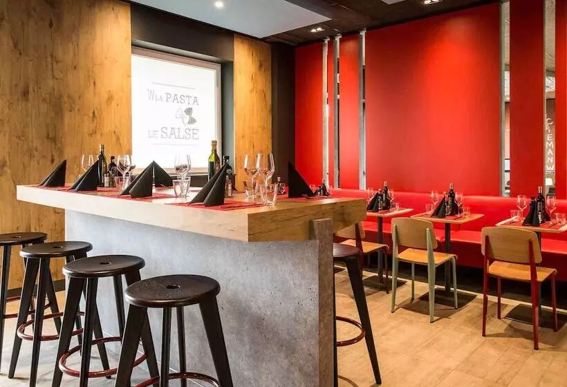 ホテル Ibis Milano Fiera