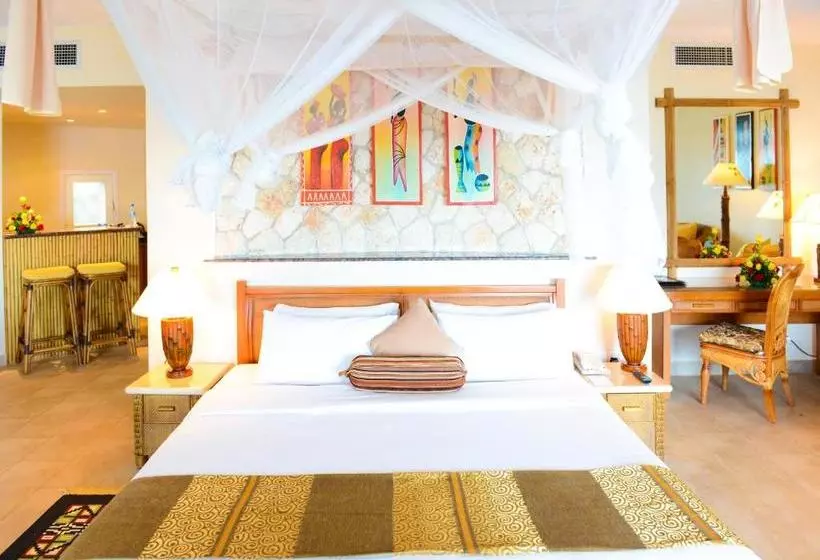 هتل Ledger Plaza Bahari Beach