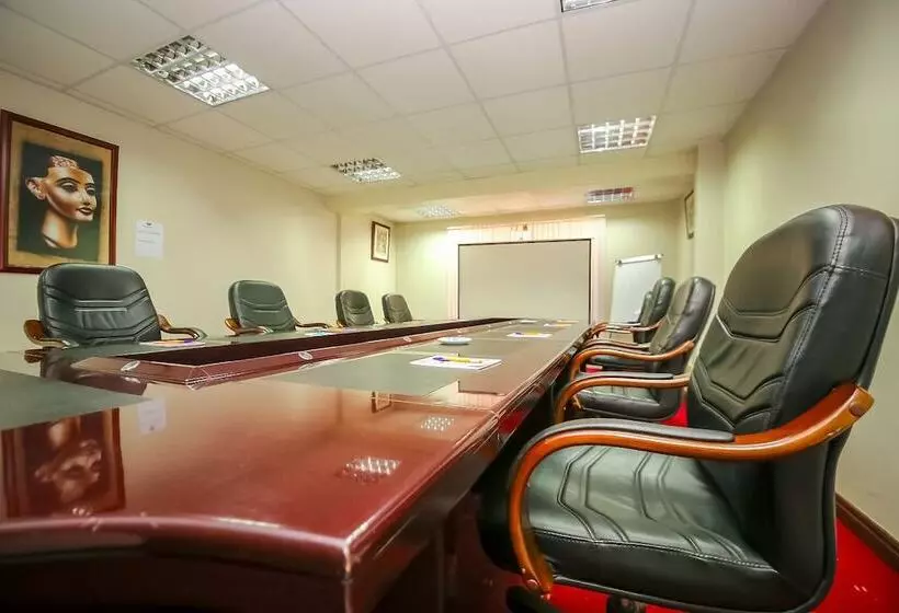 هتل Nairobi Upperhill