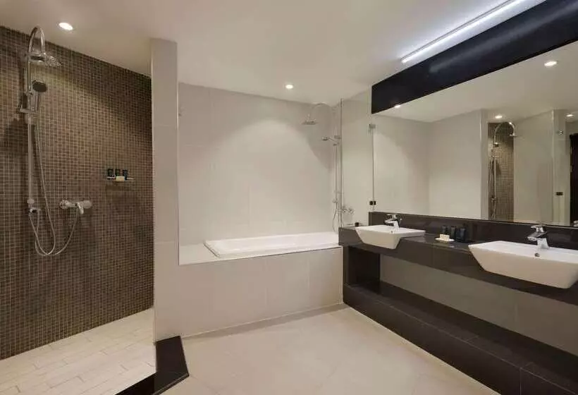 هتل Ramada Resort By Wyndham Dar Es Salaam