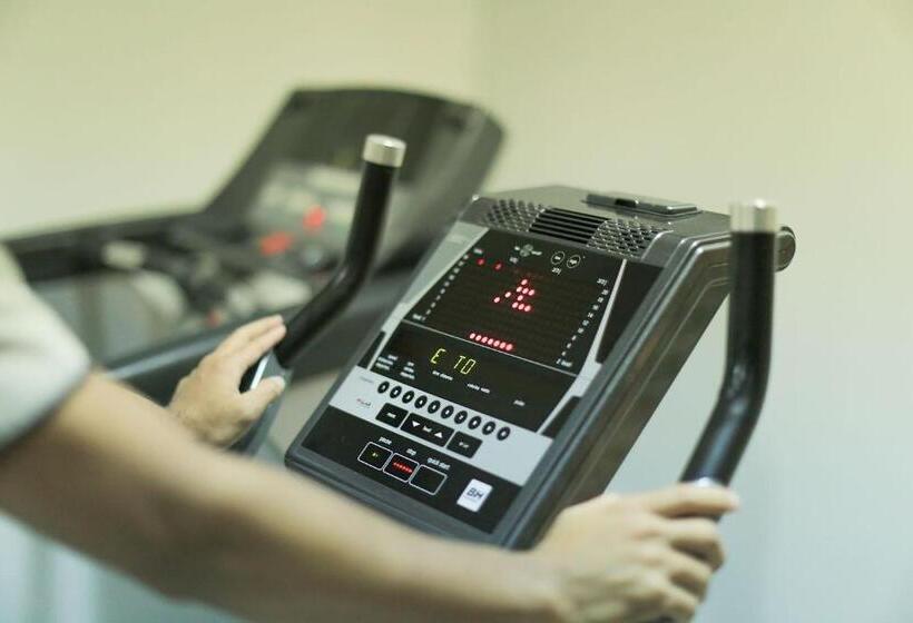 فندق The 1o1 Yogyakarta Tugu