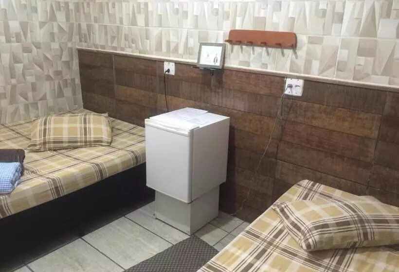 پانسیون Pousada Familia Aparecida